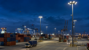 01-High-mast LED lighting solution for ports, container terminals and logistics yards